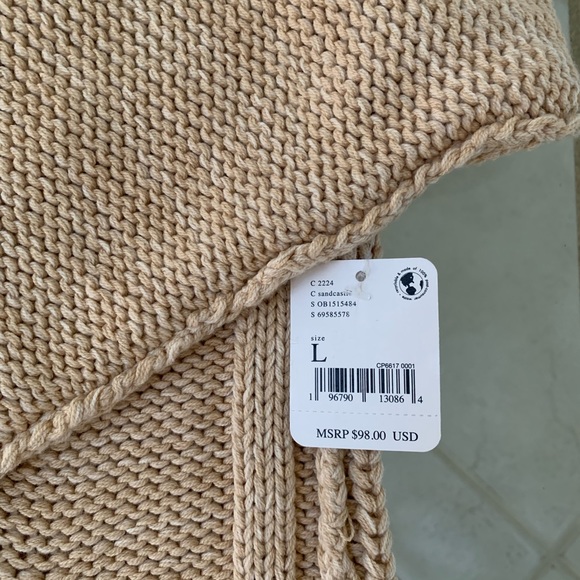 NWT FREE PEOPLE BELL SONG PULLOVER
Color: SANDCASTLE - Picture 6 of 7